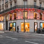Luxury And Elegance Georges V