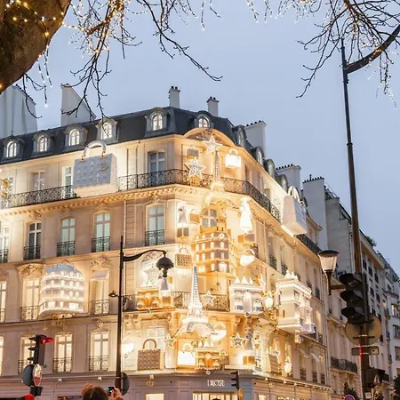 Luxury And Elegance Georges V Appartamento