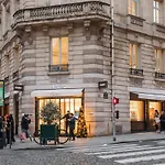 Luxury And Elegance Georges V